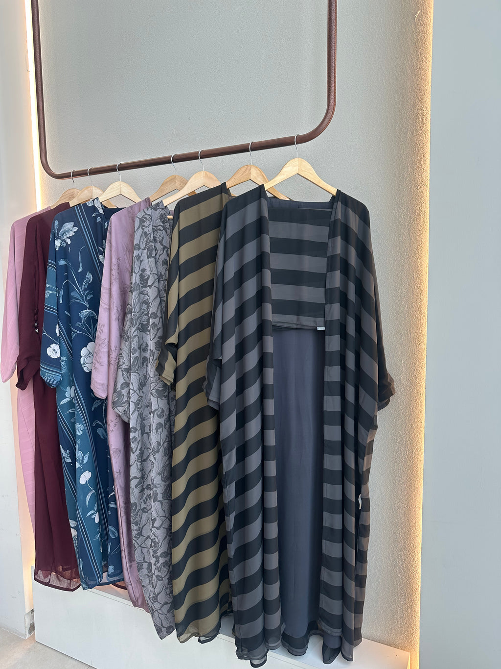 Chiffon Stripes Abaya