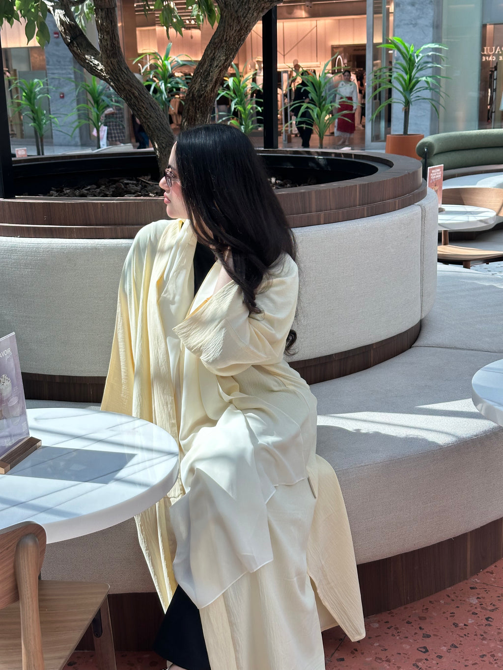 Half Bahrini Abaya