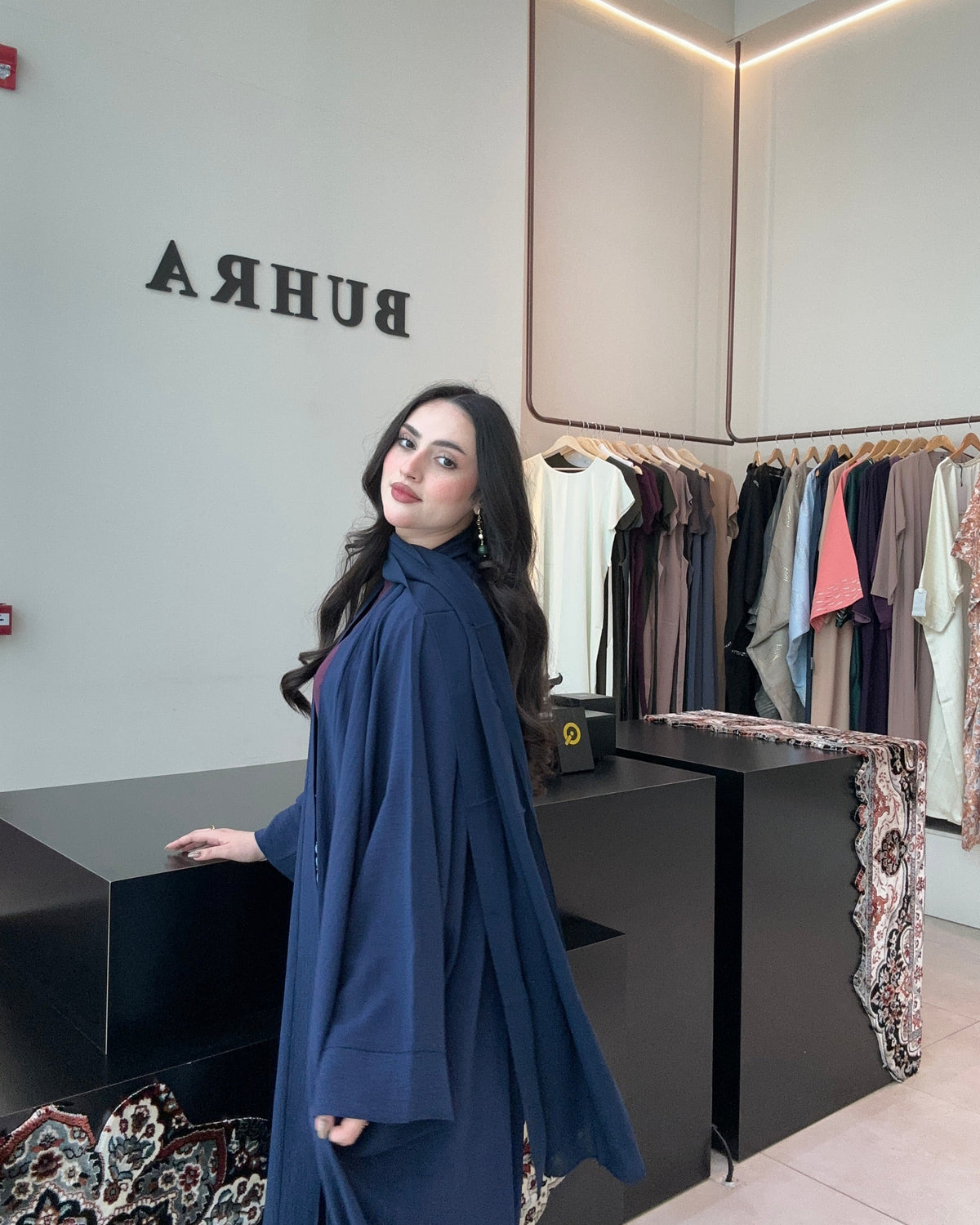 Half Bahrini Abaya