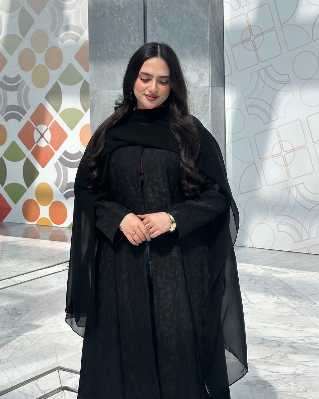 Round Neck Black Abaya