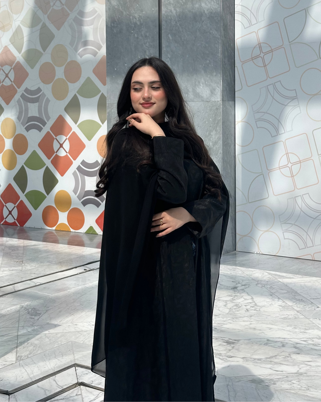 Round Neck Black Abaya