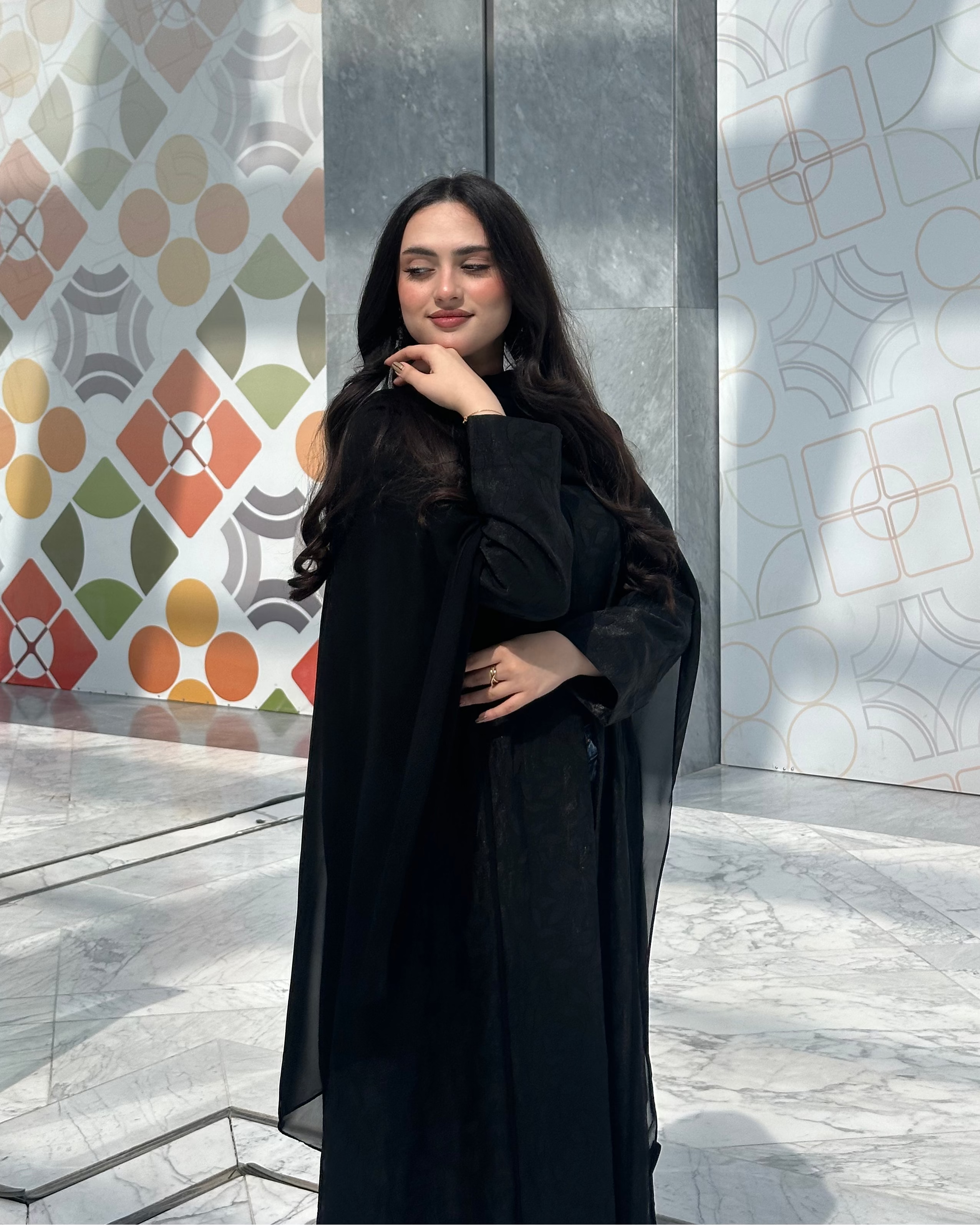 Round Neck Black Abaya