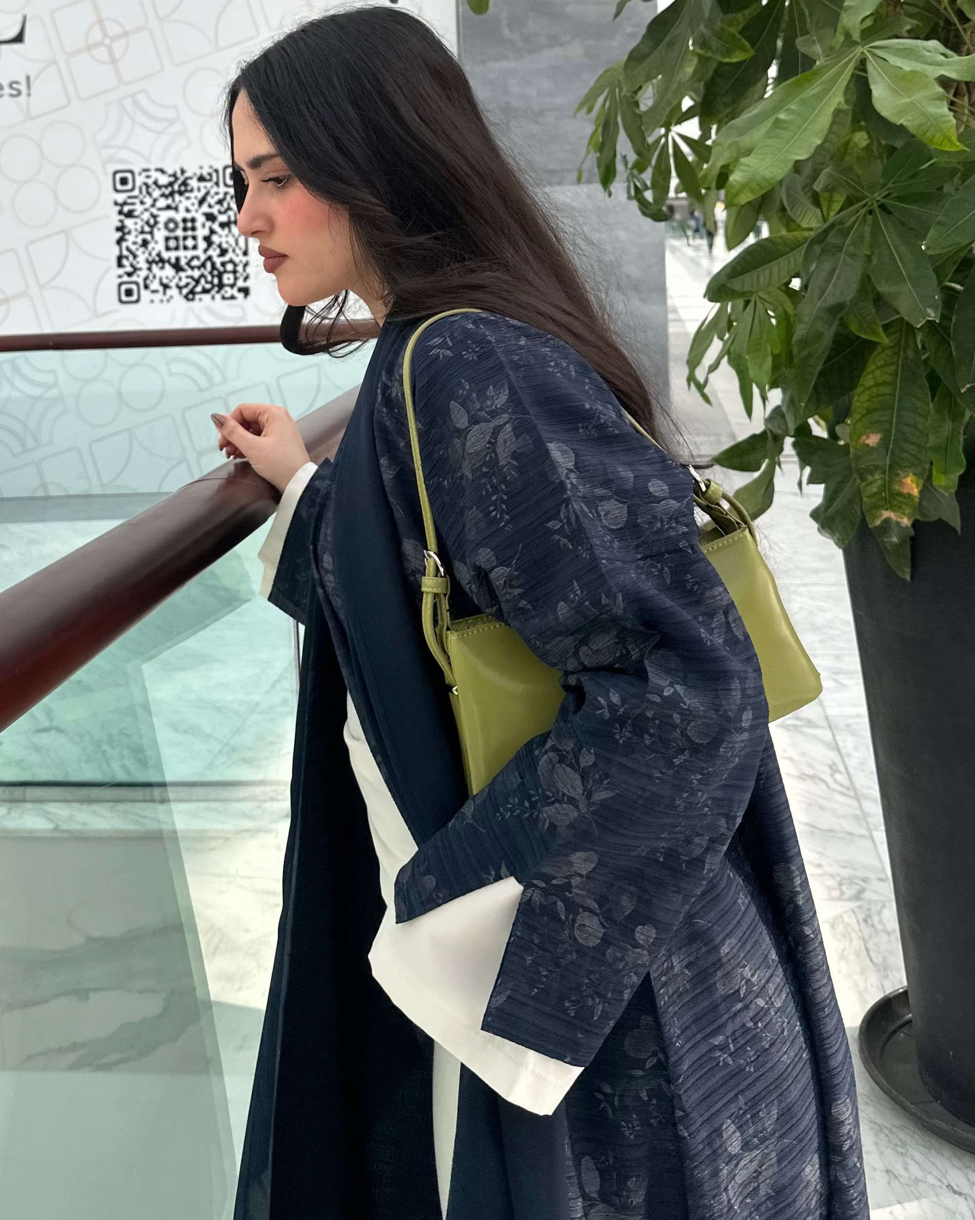 Pleated floral Abaya