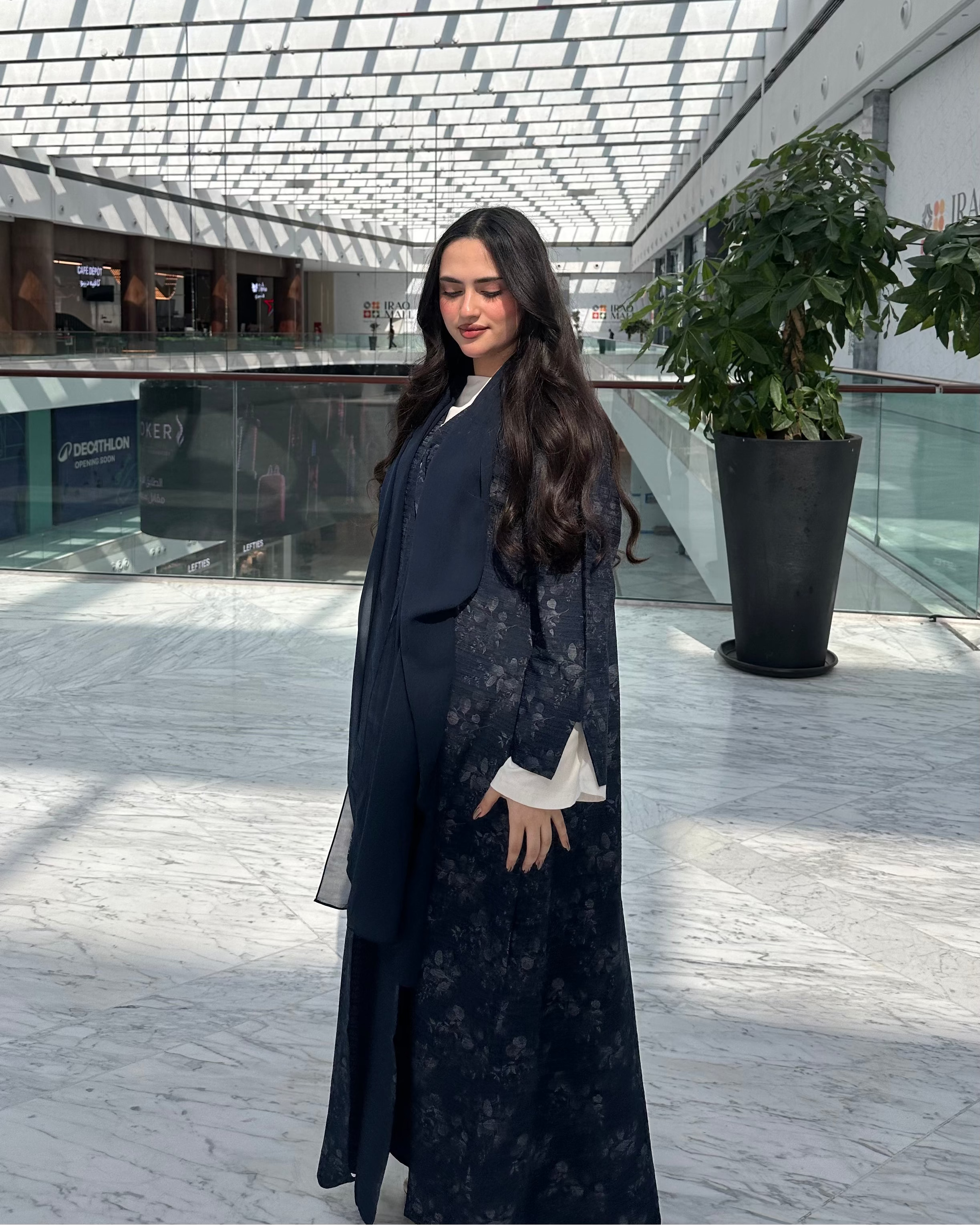 Pleated floral Abaya