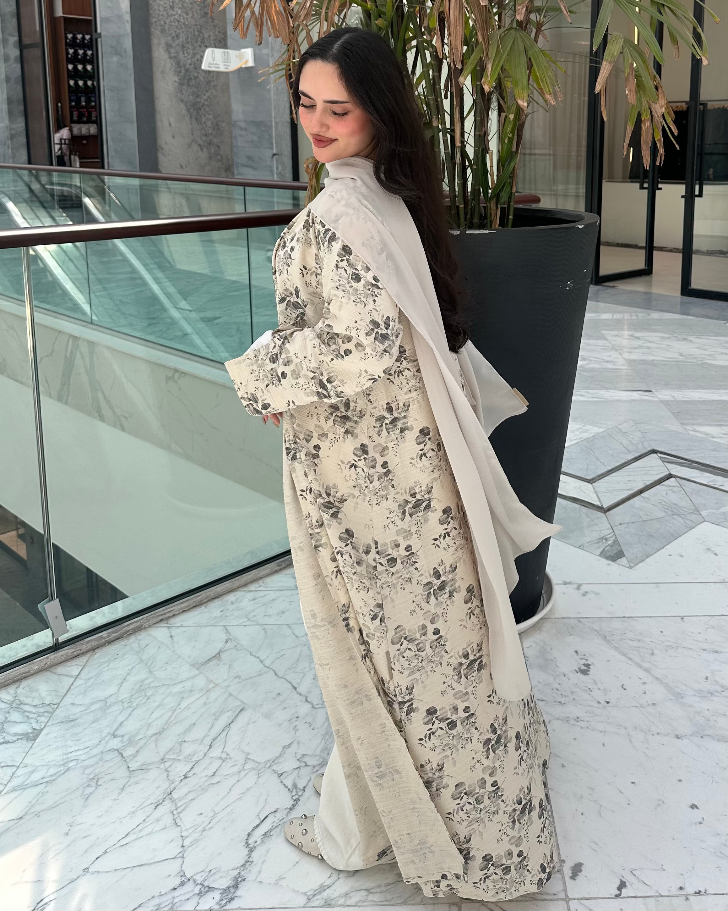 Pleated floral Abaya