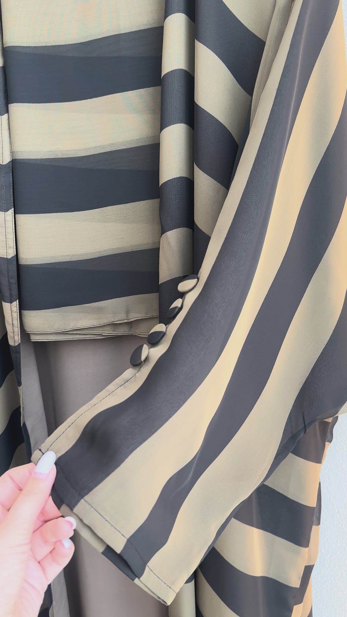 Chiffon Stripes Abaya
