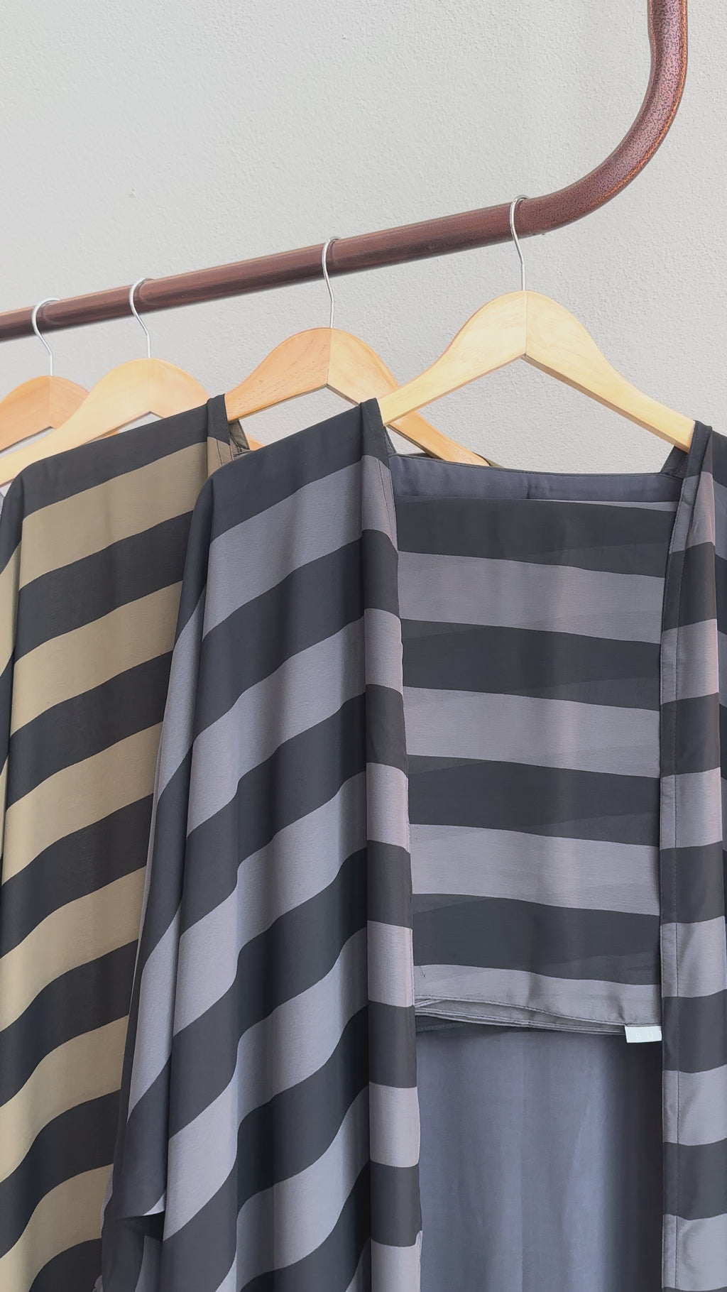 Chiffon Stripes Abaya