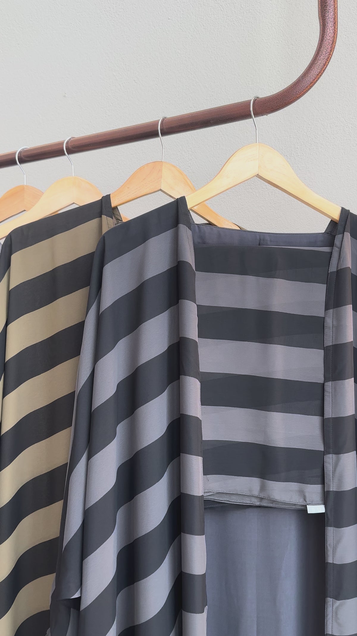 Chiffon Stripes Abaya