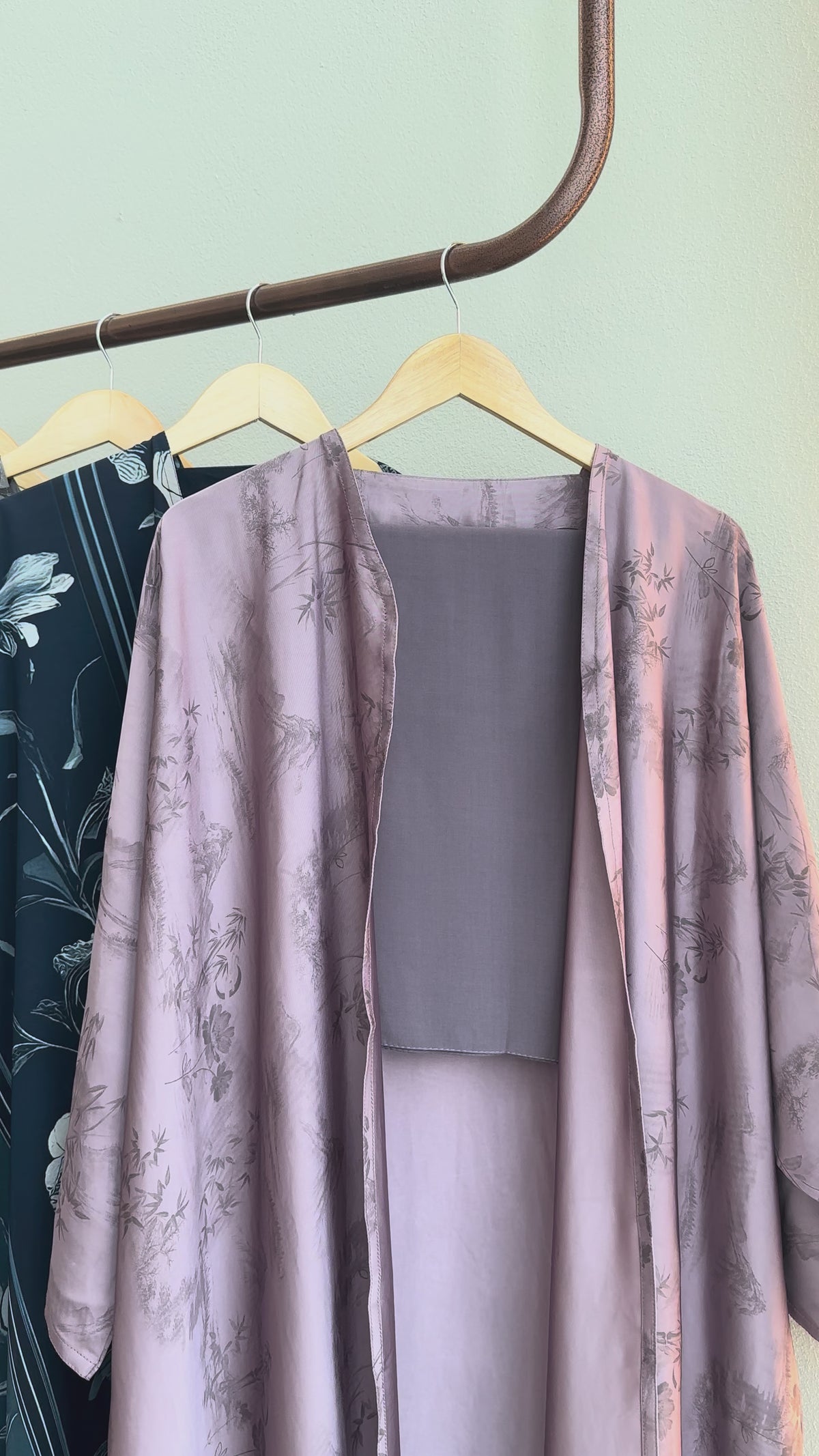 Pink Floral Print Abaya